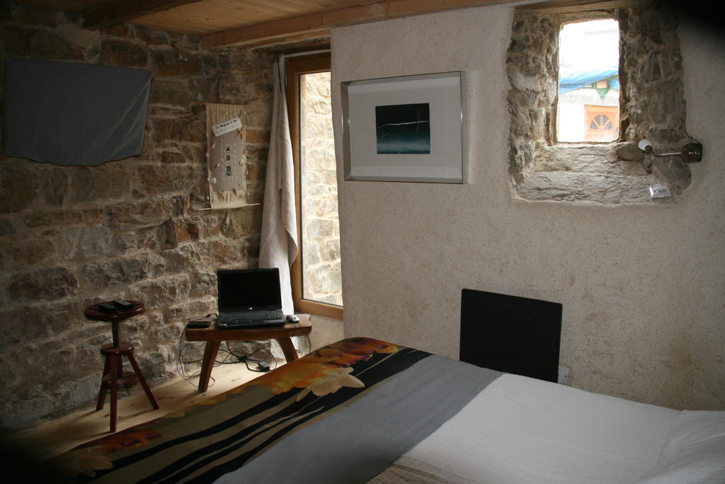 Bed and Breakfast Le Magasin A Sel Crozon Zimmer foto